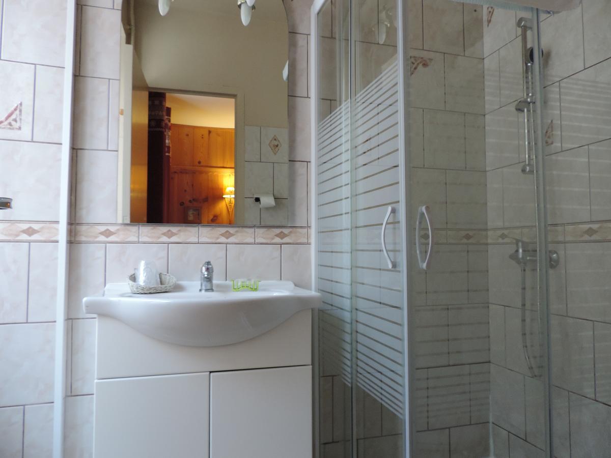 Hotel Quin Te Va Котре Экстерьер фото
